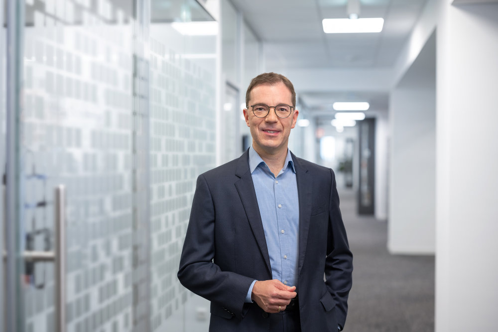 Preview image of Dr. Jochen Peter