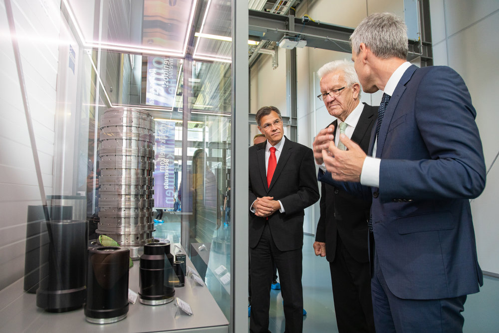 Preview image of Governor Kretschmann visits ZEISS