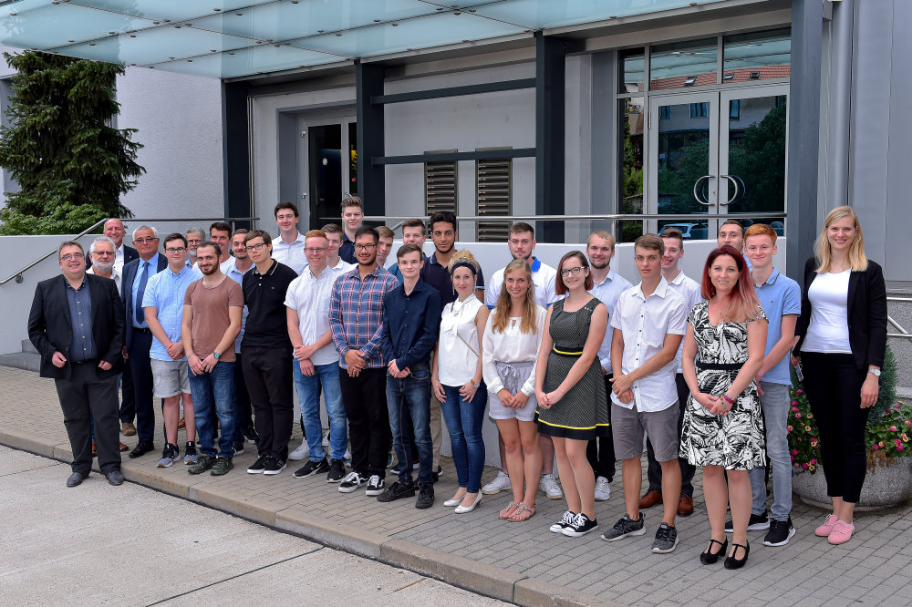 Vorschaubild von Start in neues Ausbildungsjahr 2019 bei ZEISS in Jena