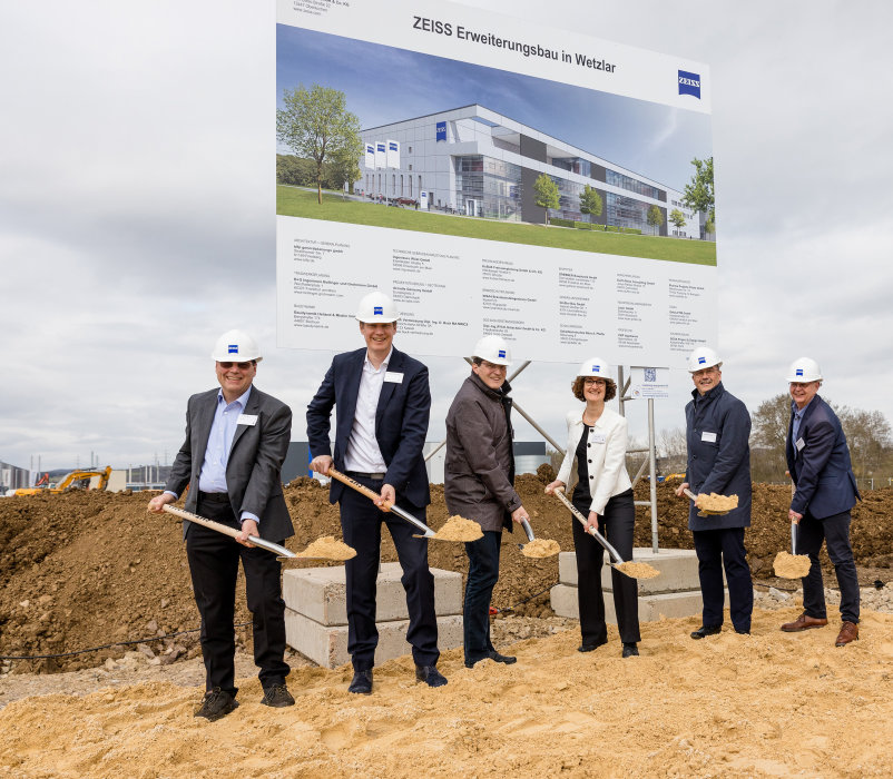Preview image of Groundbreaking ceremony for ZEISS’s new multifunctional factory in Wetzlar