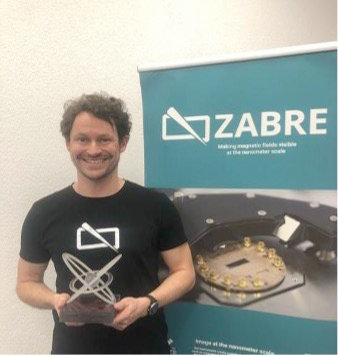 Vorschaubild von Dr. Gabriel Puebla-Hellmann, Preisträger der ZEISS Quantum Challenge 2020