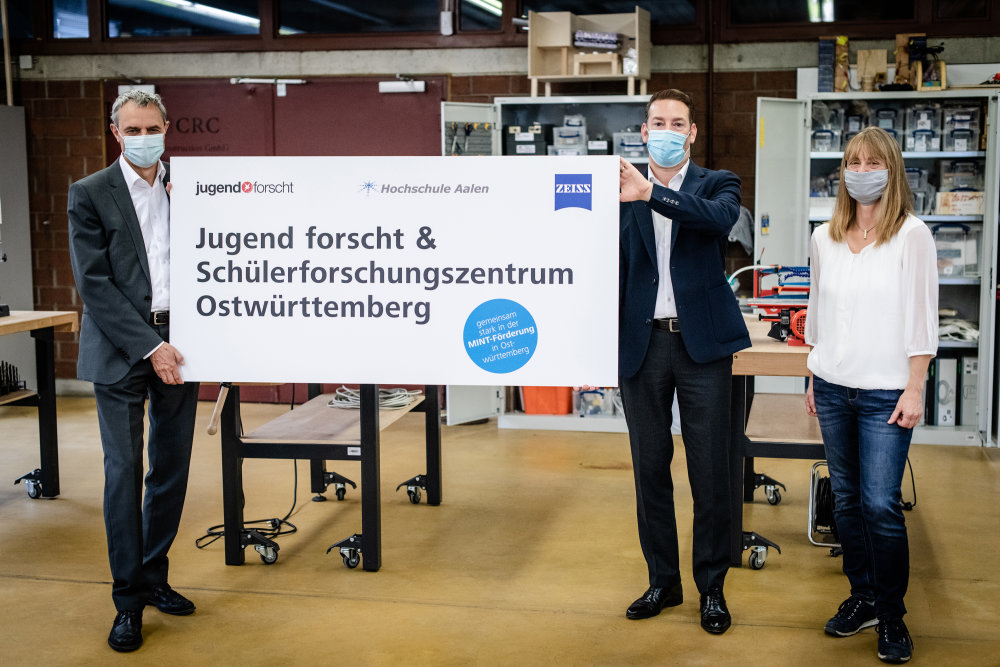 Vorschaubild von ZEISS als Hauptsponsor des "Schülerforschungszentrums Ostwürttemberg"