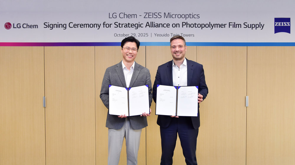 Preview image of Strategic Alliance between ZEISS and LG Chem