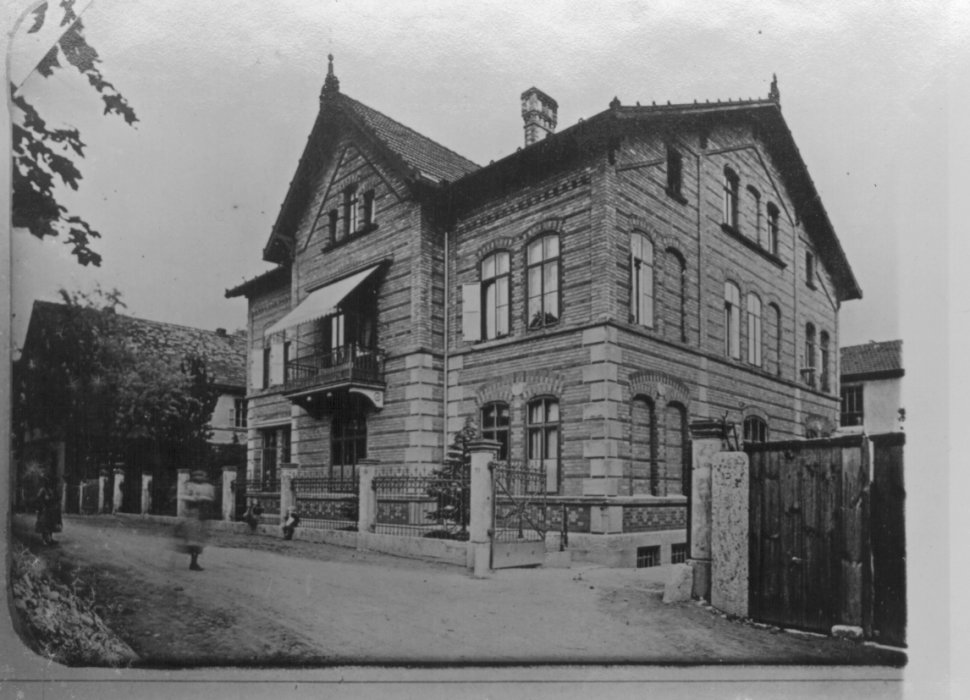 Vorschaubild von Das Wohnhaus und Verwaltungsgebäude der Werkstätte von Carl Zeiss im Littergäßchen
